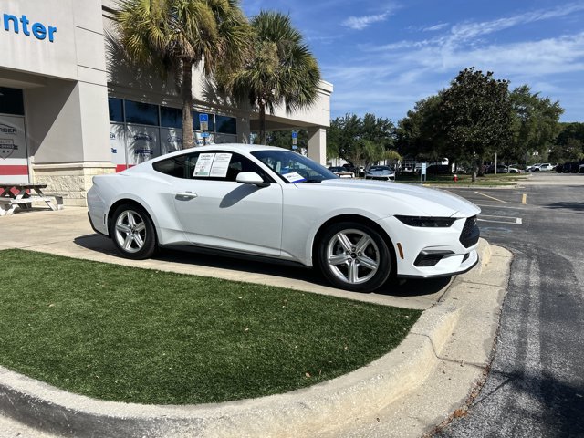 Certified 2026 Ford Mustang Coupe RWD image 2