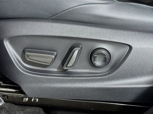 Used 2023 Subaru Solterra AWD image 15