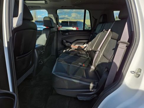 Used 2016 GMC Yukon SLT w/ Open Road Package AWD/4WD image 32