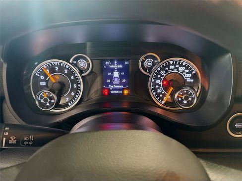 Used 2020 RAM 1500 HFE RWD image 4