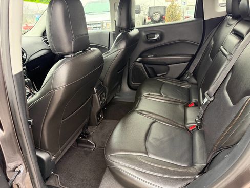 Used 2018 Jeep Compass Limited AWD/4WD image 11