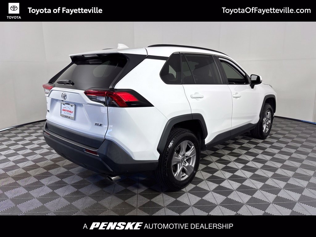 Used 2023 Toyota RAV4 XLE FWD image 10