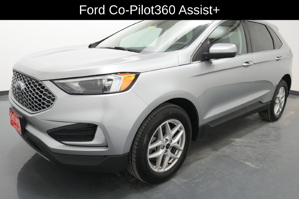 Used 2023 Ford Edge SEL AWD/4WD image 3