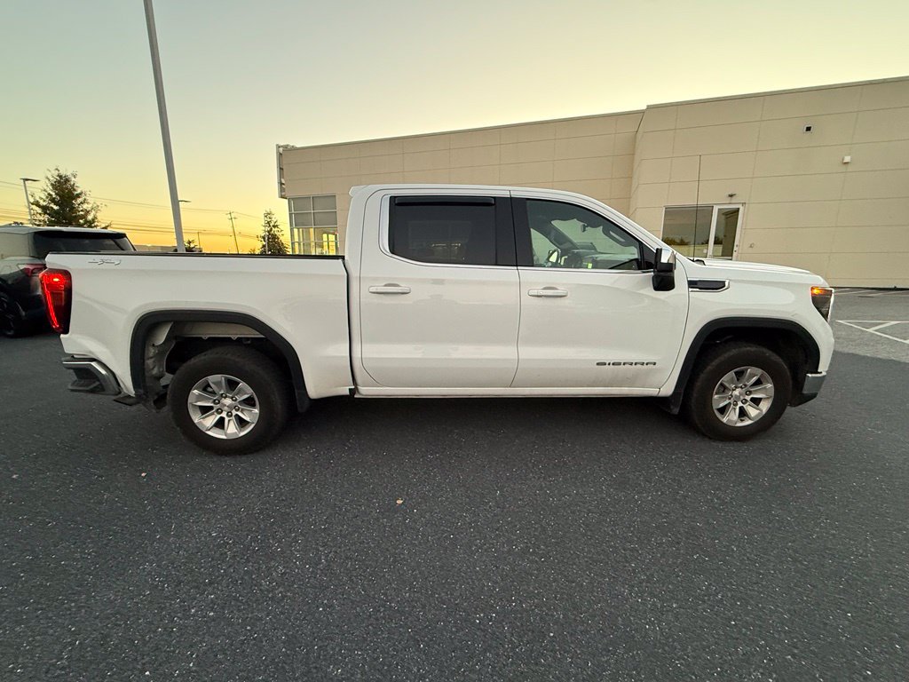 Used 2024 GMC Sierra 1500 SLE AWD/4WD image 11