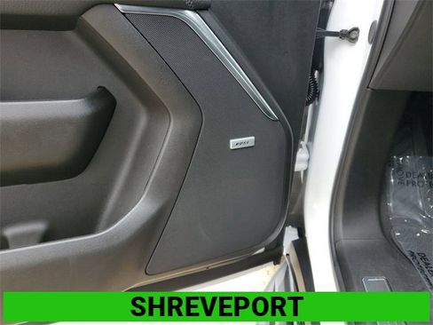 Certified 2025 GMC Yukon XL Denali image 24