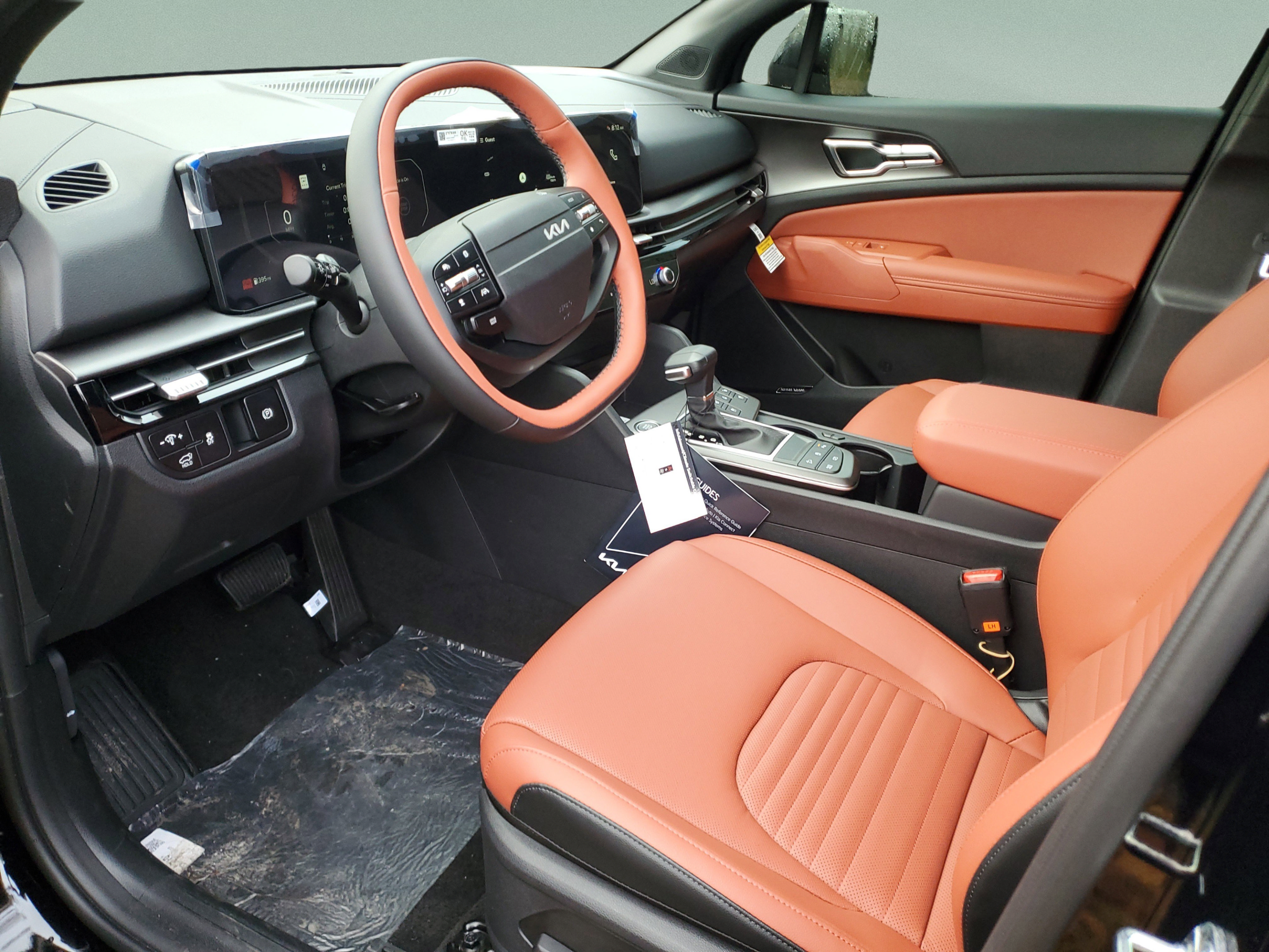 New 2026 Kia Sportage SX FWD image 16