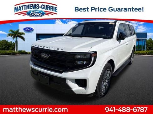 Used 2025 Ford Expedition Active AWD/4WD image 1