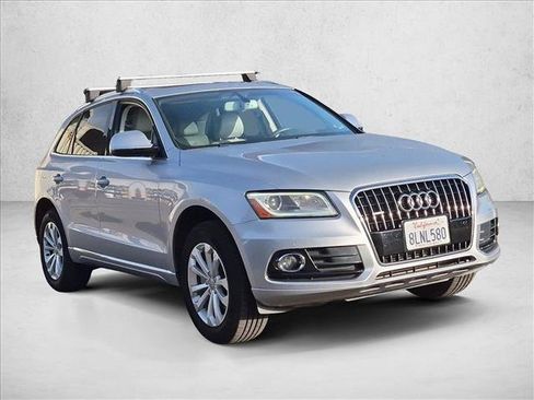 Used 2016 Audi Q5 2.0T Premium Plus w/ Technology Package AWD/4WD image 3