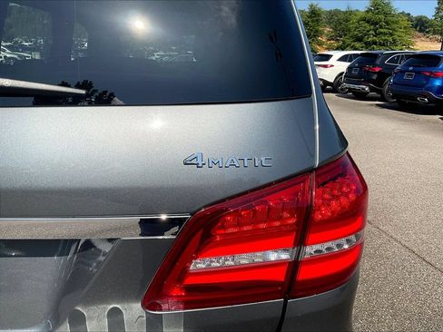 Used 2019 Mercedes-Benz GLS 450 4MATIC image 25