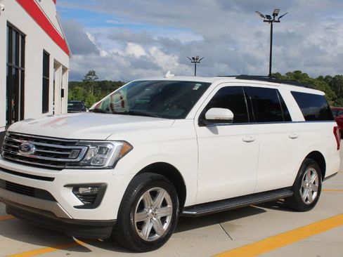 Used 2020 Ford Expedition Max XLT w/ Equipment Group 202A RWD image 7