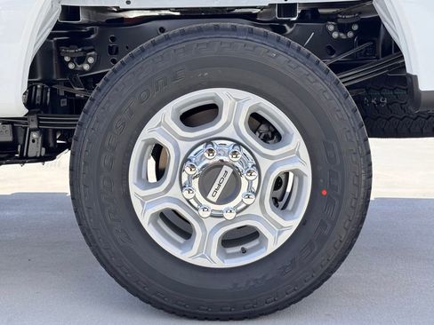 Used 2025 Ford F350 XLT w/ FX4 Off-Road Package AWD/4WD image 14