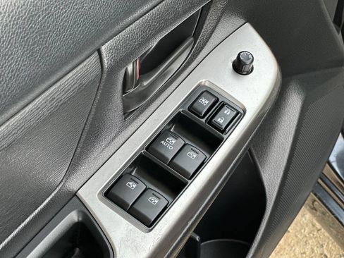 Used 2015 Subaru Impreza 2.0i AWD/4WD image 8