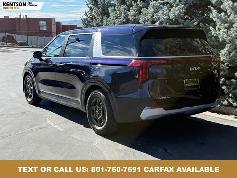Used 2025 Kia Carnival FWD image 6
