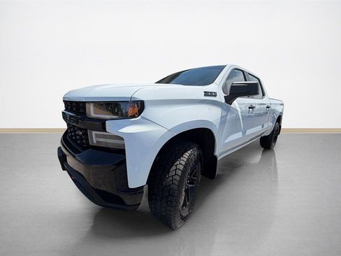 Used 2019 Chevrolet Silverado 1500 Custom Trail Boss w/ Custom Convenience Package AWD/4WD image 8