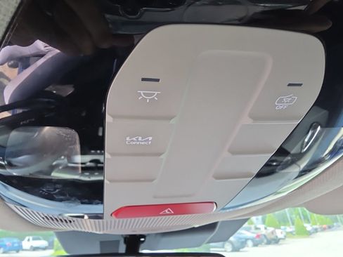 Used 2025 Kia K4 FWD image 31