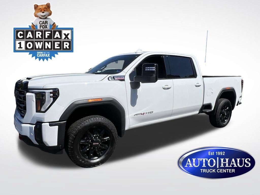 Used 2025 GMC Sierra 2500 AT4 AWD/4WD image 1