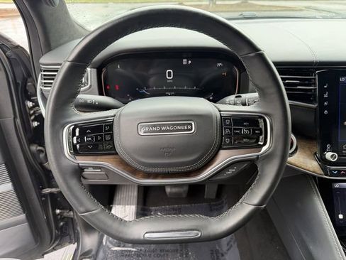 Used 2022 Jeep Grand Wagoneer Series II w/ Premium Group II AWD/4WD image 14