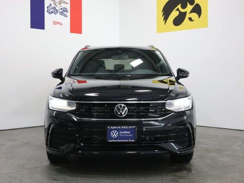Used 2023 Volkswagen Tiguan SE R-Line AWD/4WD image 7