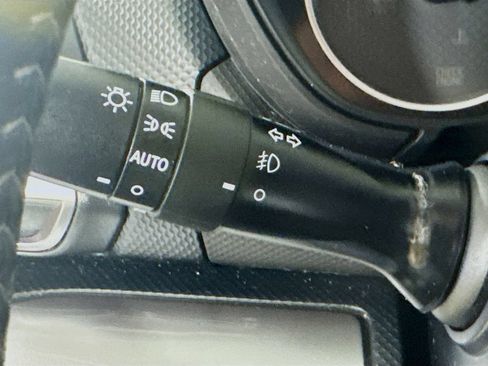 Used 2022 Subaru Forester Premium AWD/4WD image 13