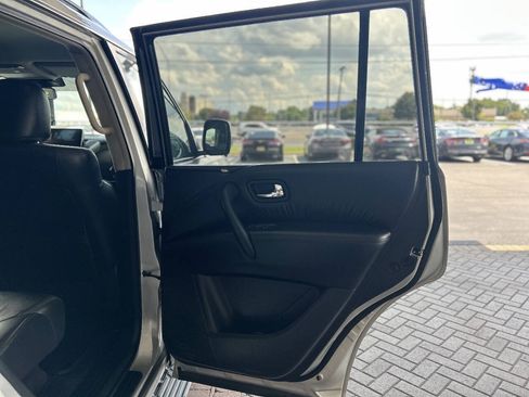 Used 2021 Nissan Armada SV AWD/4WD image 46