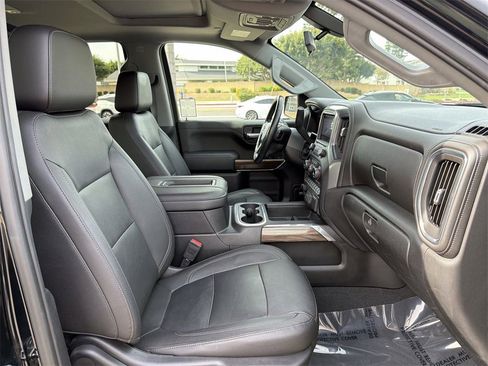 Used 2019 Chevrolet Silverado 1500 LT Trail Boss image 32