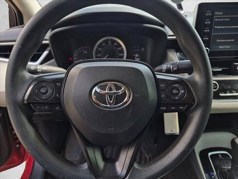 Used 2020 Toyota Corolla LE FWD image 13