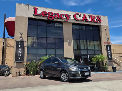 Used 2018 Chevrolet Sonic LS FWD image 2