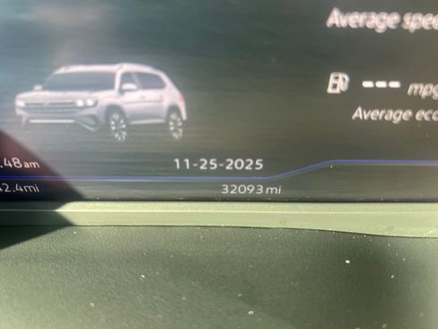 Used 2023 Volkswagen Atlas SE w/ Panoramic Sunroof Package image 19