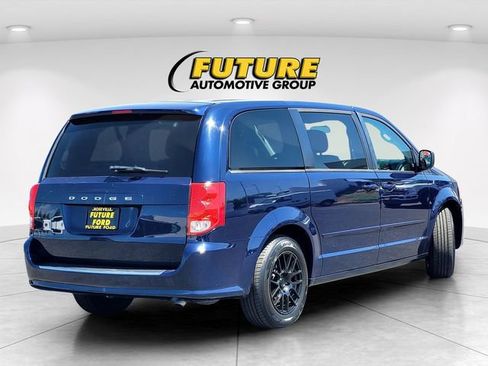 Used 2016 Dodge Grand Caravan SE w/ Quick Order Package 29E SE FWD image 4