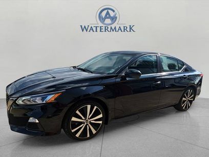 Used 2020 Nissan Altima 2.5 SR w/ Premium Package