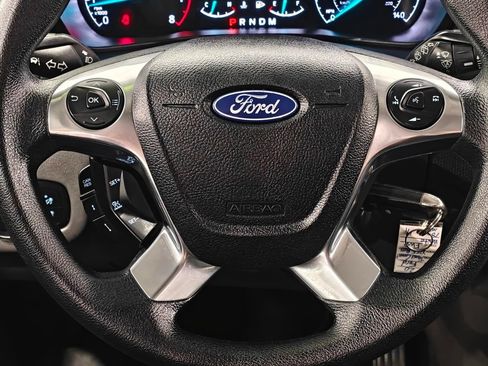 Used 2020 Ford Transit Connect XLT FWD image 5