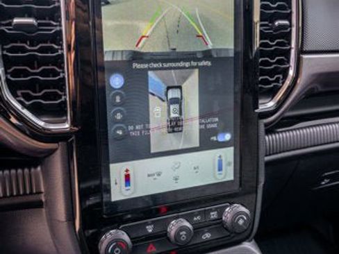 New 2025 Ford Ranger XLT w/ FX4 Off-Road Package image 37