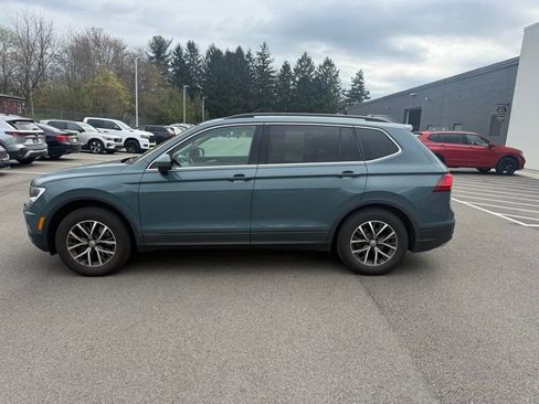 Used 2019 Volkswagen Tiguan SE image 9