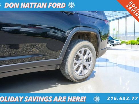Used 2021 Jeep Grand Cherokee L Limited image 32