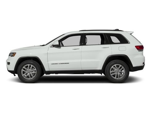 Used 2017 Jeep Grand Cherokee Altitude image 6