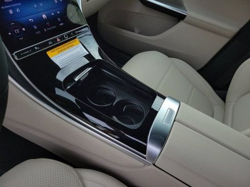 Certified 2026 Mercedes-Benz GLC 300 image 24