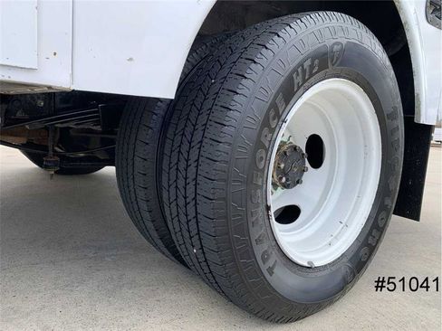 Used 2015 Ford E-450 and Econoline 450 Super Duty w/ Power Windows & Locks Group image 20