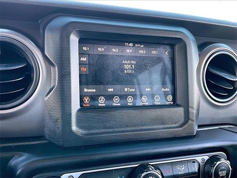 Used 2022 Jeep Wrangler Unlimited Willys image 18