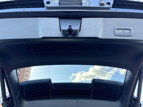 New 2026 Volvo XC40 B5 Ultra image 19