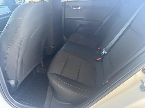 Used 2022 Kia Rio LX FWD image 16
