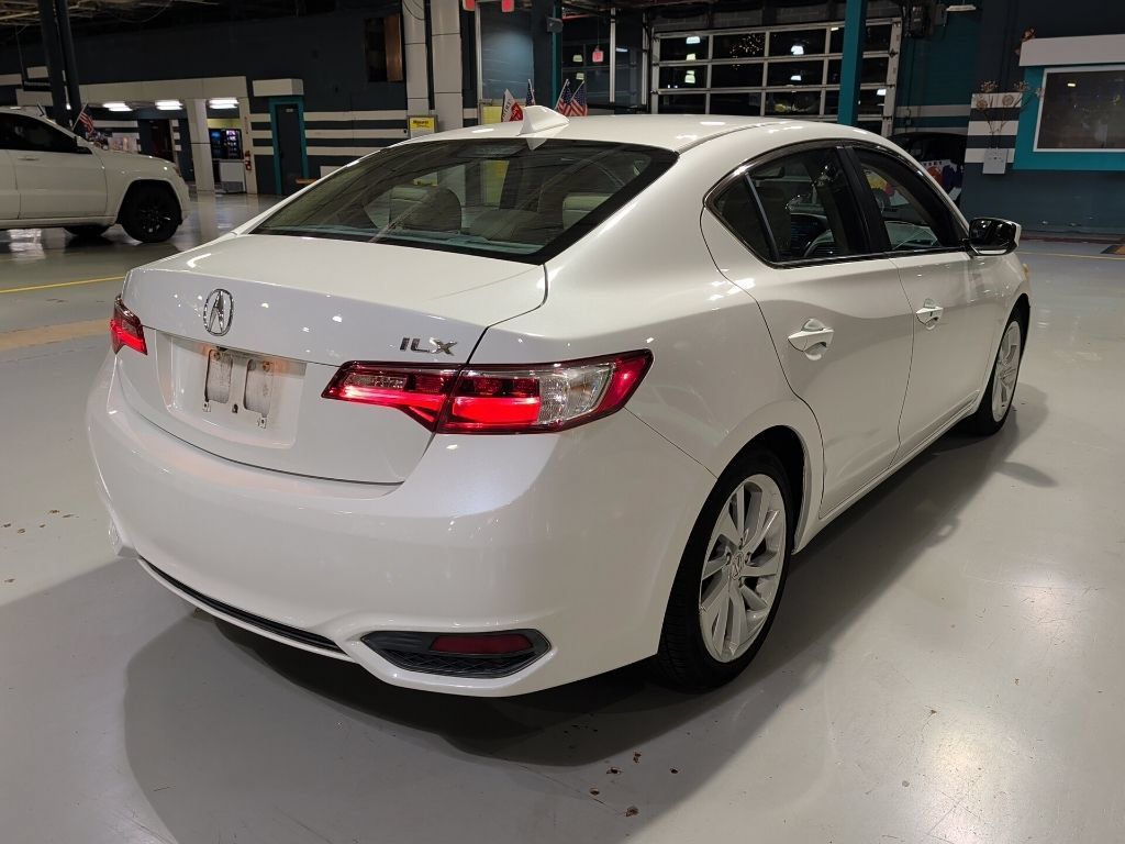 Used 2016 Acura ILX FWD image 8