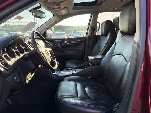 Used 2017 Buick Enclave Leather AWD/4WD image 10
