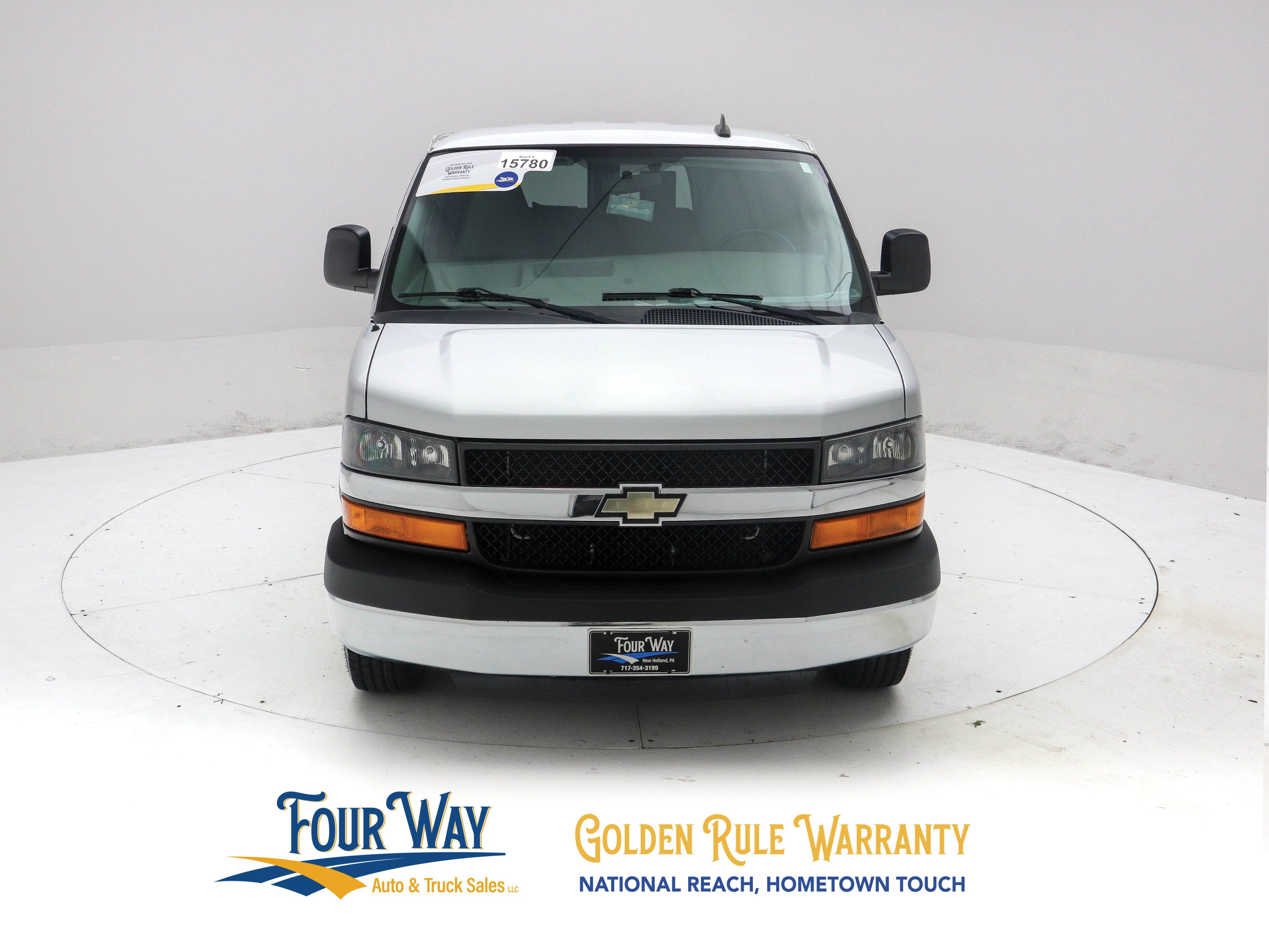 Used 2016 Chevrolet Express 3500 LT w/ LT Preferred Equipment Group RWD image 9