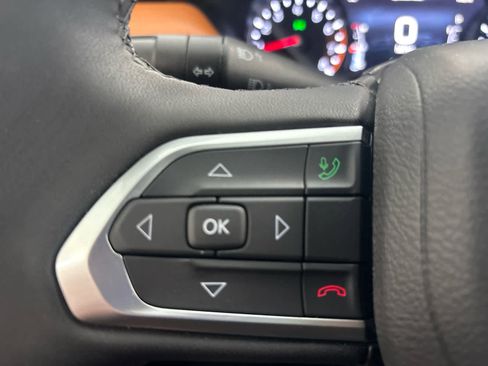 Used 2025 Jeep Compass Limited AWD/4WD image 30