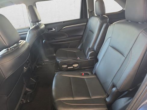 Used 2018 Toyota Highlander Limited Platinum w/ Protection Package #3 AWD/4WD image 15
