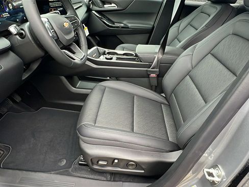 New 2026 Chevrolet Equinox LT image 13