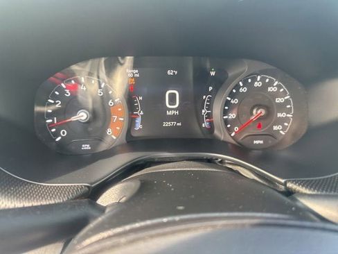 Used 2025 Jeep Compass Trailhawk AWD/4WD image 17