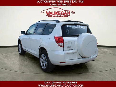 Used 2006 Toyota RAV4 Limited w/ Tow Prep Pkg AWD/4WD image 4
