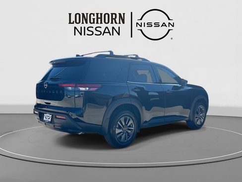 New 2025 Nissan Pathfinder SV w/ Black Appearance Package image 7