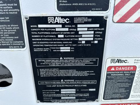 Used 2015 Ford F550 2WD Regular Cab Super Duty image 21